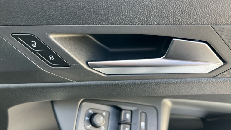 Ford Transit Connect 230 L2 Diesel 2.0 EcoBlue 102ps Limited Van